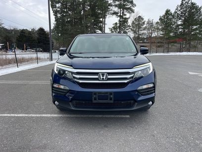 Certified 2017 Honda Pilot EX
