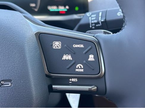 New 2026 Lexus ES 350e FWD image 35