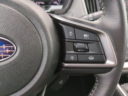Used 2025 Subaru Outback Limited image 30
