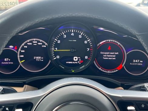 Used 2023 Porsche Cayenne image 23