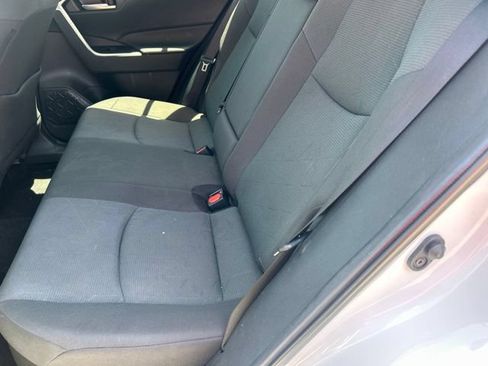 Used 2025 Toyota RAV4 XLE AWD/4WD image 10