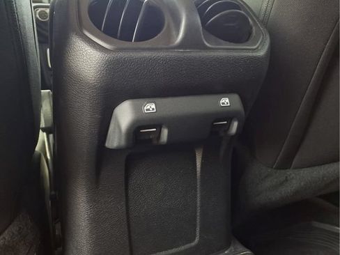 Used 2022 Jeep Gladiator Sport AWD/4WD image 19