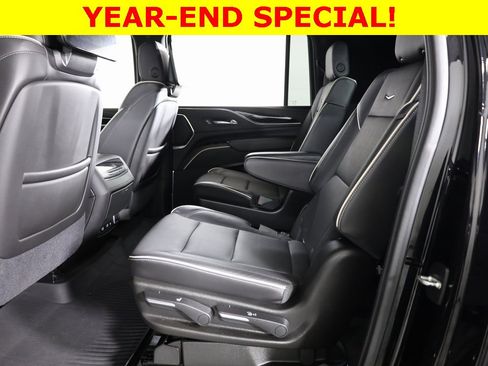 Used 2021 Cadillac Escalade ESV Sport w/ Driver Assist Tech Package image 25
