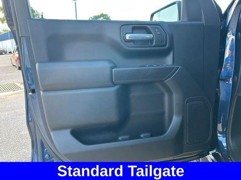 Used 2022 Chevrolet Silverado 1500 Custom Trail Boss w/ Safety Confidence Package AWD/4WD image 38