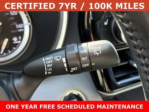 Used 2022 Toyota Highlander XLE AWD/4WD image 26