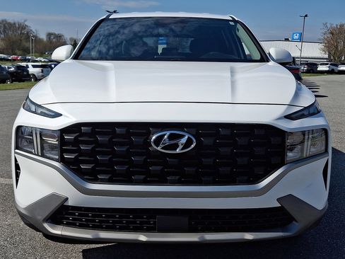 Used 2023 Hyundai Santa Fe SE image 2