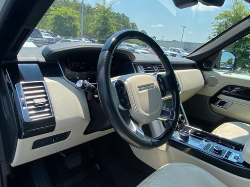 Used 2018 Land Rover Range Rover HSE AWD/4WD image 9