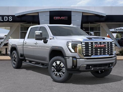 New 2026 GMC Sierra 2500 Denali w/ Denali Reserve Package AWD/4WD image 7