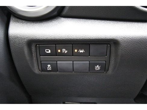 Used 2025 Nissan Versa S w/ Trunk Package image 17