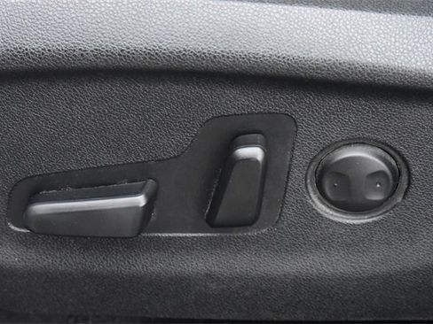 Used 2016 Kia Sorento EX w/ EX Touring Package image 24