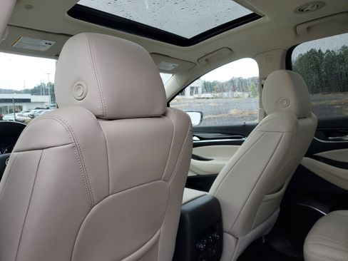 Used 2023 Buick Enclave Premium w/ Experience Buick Package image 7