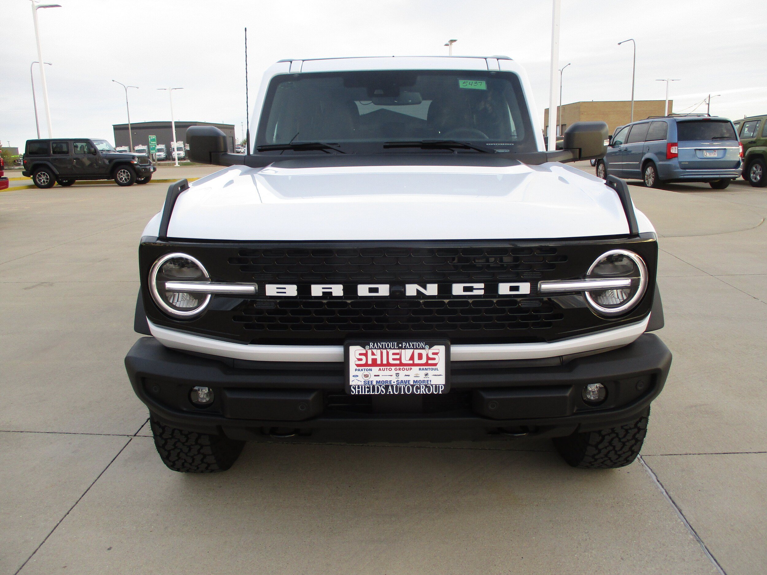 Used 2025 Ford Bronco Outer Banks AWD/4WD image 9