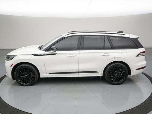 Used 2025 Lincoln Aviator Reserve w/ Equipment Group 201A AWD/4WD image 7
