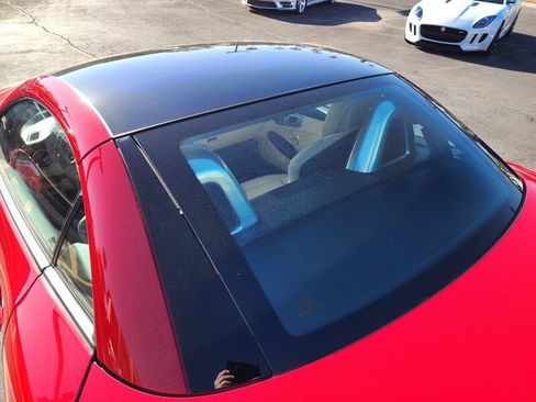 Used 2015 Mercedes-Benz SLK 250 w/ Premium Package image 17