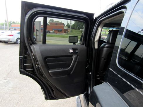 Used 2008 HUMMER H3 Luxury image 39
