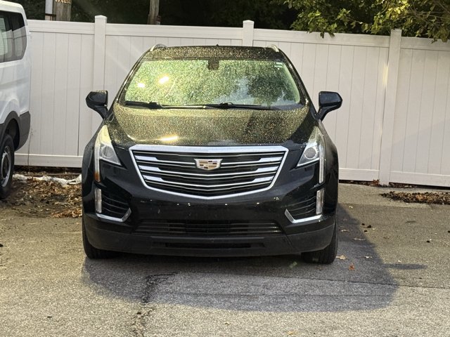 Used 2017 Cadillac XT5 Luxury AWD/4WD image 2