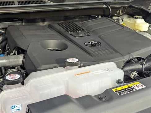New 2026 Toyota Tundra SR5 AWD/4WD image 15