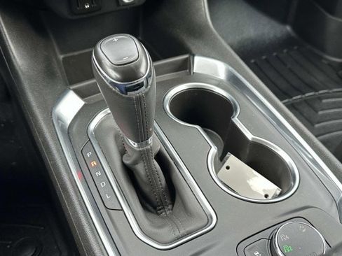 Used 2020 Chevrolet Traverse LT w/ Driver Confidence II Package image 23