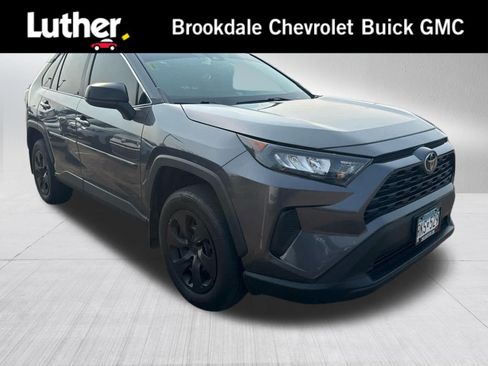 Used 2022 Toyota RAV4 LE AWD/4WD image 1