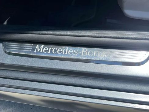Used 2022 Mercedes-Benz E 350 Sedan image 33