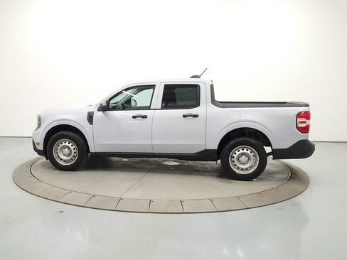 Used 2025 Ford Maverick XL w/ Equipment Group 102A image 4