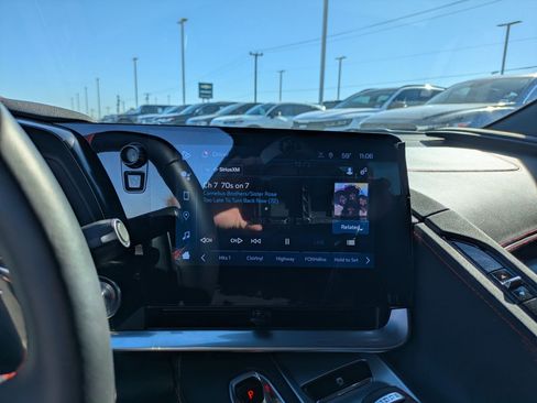 Used 2024 Chevrolet Corvette Stingray Coupe w/ Z51 Performance Package image 15