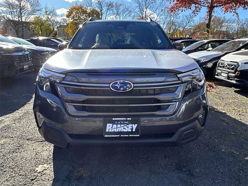 New 2025 Subaru Forester Premium image 3