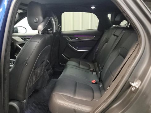 Used 2023 Jaguar F-PACE S image 9