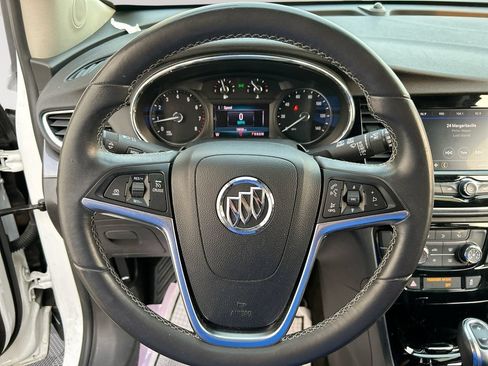 Used 2022 Buick Encore Preferred w/ Safety Package AWD/4WD image 28