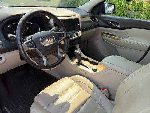 Used 2017 GMC Acadia Denali w/ LPO, Floor Liner Package AWD/4WD image 5
