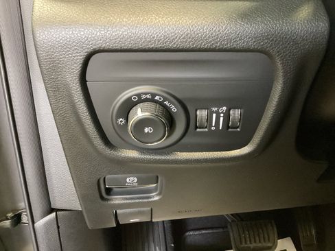 New 2026 Jeep Grand Cherokee Limited w/ Limited Altitude Package AWD/4WD image 22