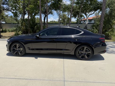 Used 2023 Genesis G70 2.0T w/ Sport Prestige Package RWD image 6