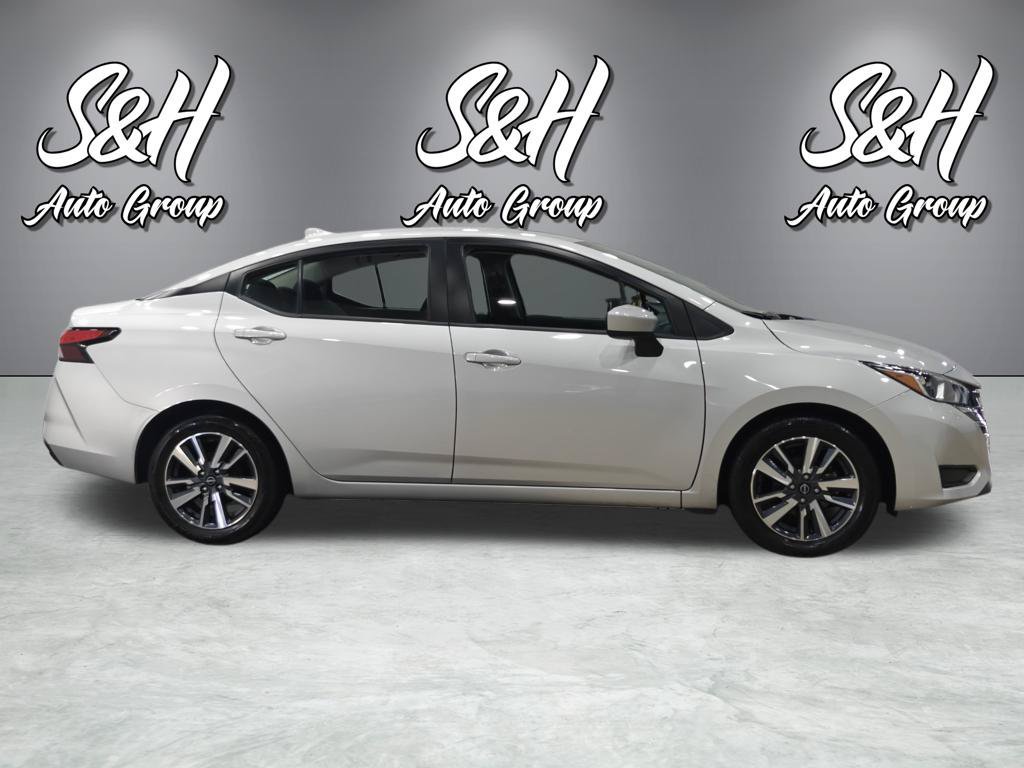 Used 2024 Nissan Versa SV FWD image 17