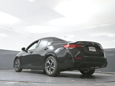 Used 2024 Nissan Sentra SV FWD image 30