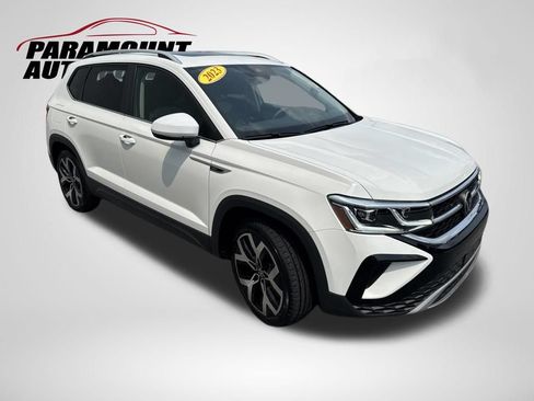 Certified 2023 Volkswagen Taos SEL AWD/4WD image 3