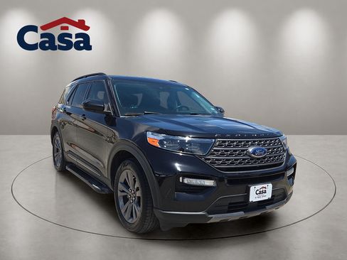 Used 2022 Ford Explorer XLT w/ Equipment Group 202A RWD image 4