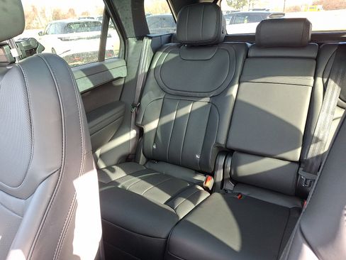 New 2026 Land Rover Range Rover Sport SE image 15