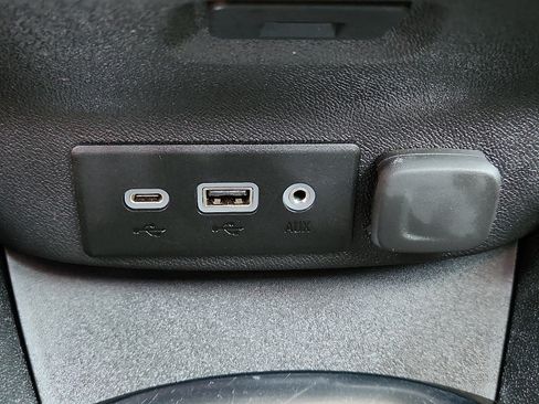 Used 2024 Chevrolet Malibu LT FWD image 16