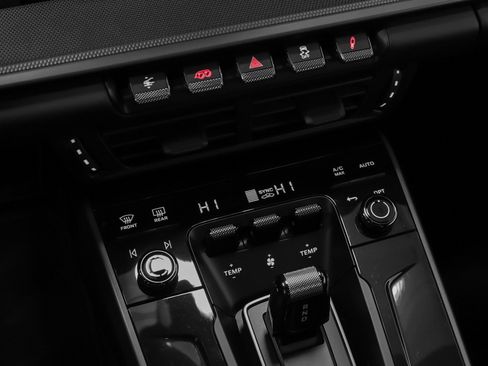 Used 2025 Porsche 911 Carrera image 47