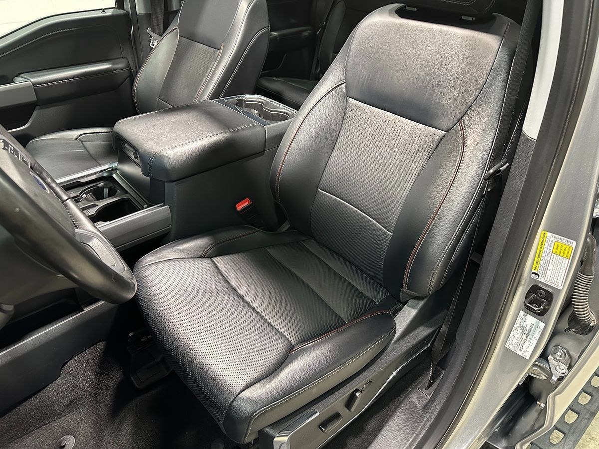 Used 2024 Ford F350 Lariat w/ Lariat Ultimate Package AWD/4WD image 30