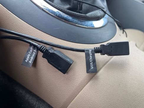 Used 2006 Pontiac Solstice w/ Premium Package image 20