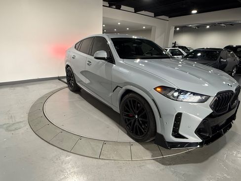 Used 2024 BMW X6 xDrive40i w/ Premium Package AWD/4WD image 5