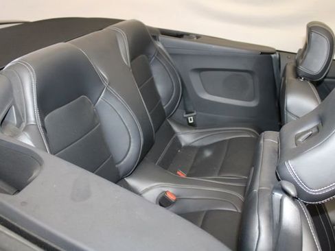 Used 2025 Ford Mustang GT Premium image 15