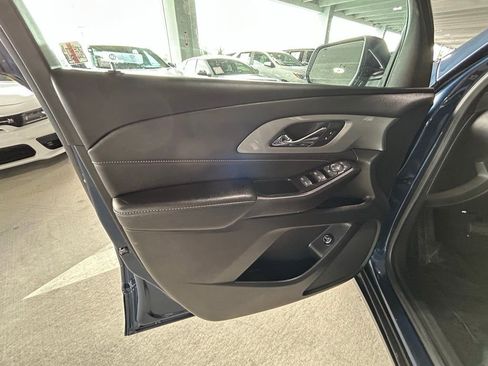 Used 2023 Chevrolet Traverse LT w/ LPO, Floor Liner Package image 43