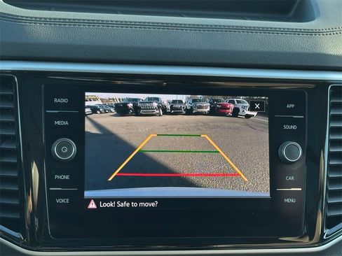 Used 2022 Volkswagen Atlas SE w/ Panoramic Sunroof Package image 15