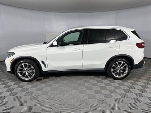 Certified 2023 BMW X5 xDrive40i w/ Premium Package AWD/4WD image 5