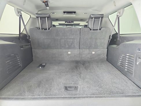 Used 2019 GMC Yukon XL SLT w/ Open Road Package image 51