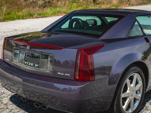 Used 2004 Cadillac XLR image 74