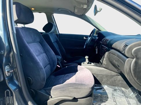 Used 2003 Volkswagen Passat GL FWD image 22