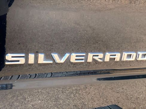 Used 2020 Chevrolet Silverado 1500 Custom w/ Custom Value Package AWD/4WD image 31